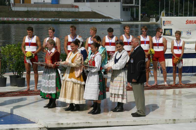 216_1674.jpg